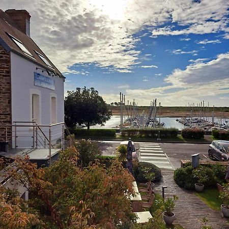 Hotel Traiteur Les Ormes, The Originals Relais Barneville-Carteret Dış mekan fotoğraf