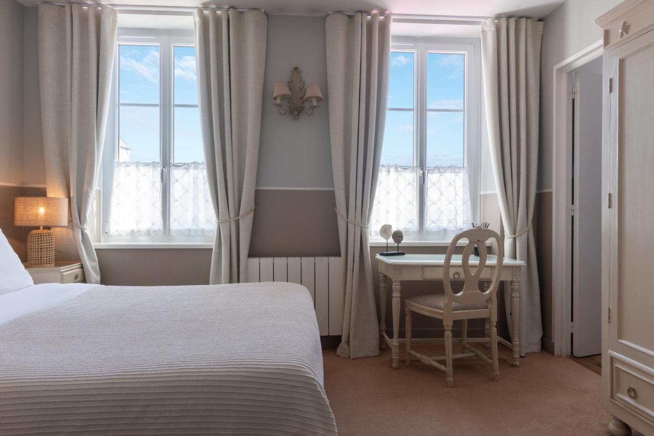 Hotel Traiteur Les Ormes, The Originals Relais Barneville-Carteret Dış mekan fotoğraf