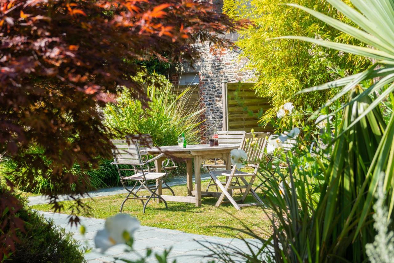 Hotel Traiteur Les Ormes, The Originals Relais Barneville-Carteret Dış mekan fotoğraf